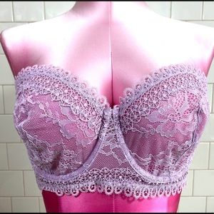 Victoria’s Secret unlined strapless/multi-way